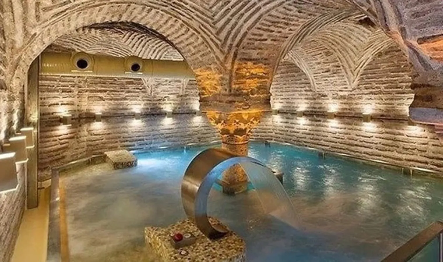 Ayasofya’nın yanındaki bin 500 yıllık sarnıç, masaj salonuna dönüştürüldü: Bakanlık inceleme başlattı