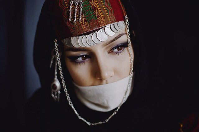 Bir performatif idol olarak İstanbullu Ermeni kadın