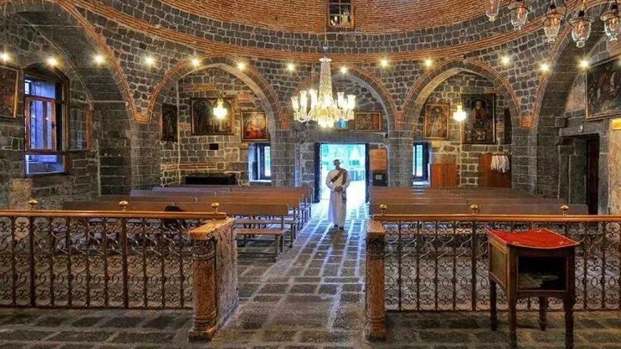 Diyarbakır’da kilise giriş ücretine zam: İşte kiliselerin ücretleri!