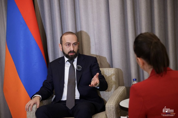 “Barış ve istikrara hiç bu kadar yakın olmamıştık” – Dışişleri Bakanı Mirzoyan, Türk NTV’ye konuştu