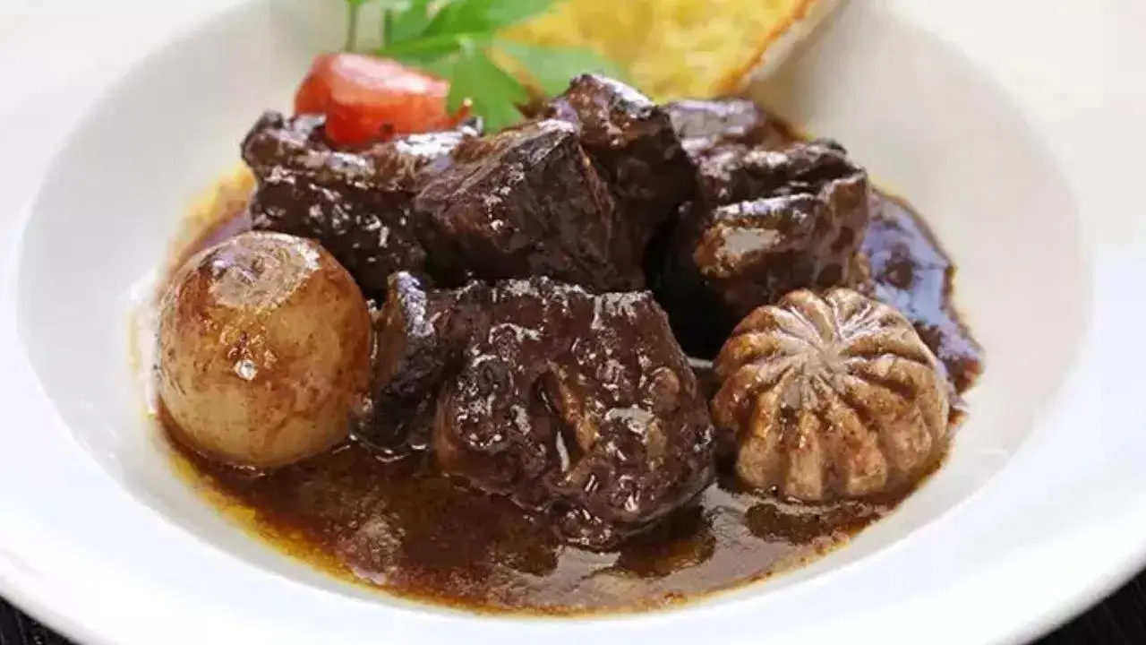 Ege mutfağından bir miras: Papaz yahnisi tarifi