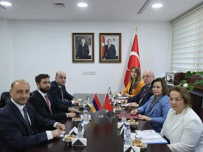 Ermenistan Dışişleri Bakan Yardımcısı, Türk mevkidaşıyla görüştü