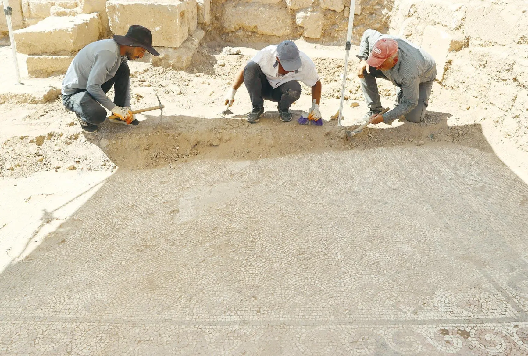 1500 yıllık mozaik bulundu