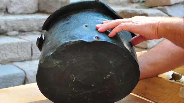 İzmir’deki kazı çalışmalarında bulundu: Tam 1.400 yıllık, bugünküler ile birebir aynı! Anadolu’daki geleneğin bir örneği ve çok önemli bilgiler veriyor