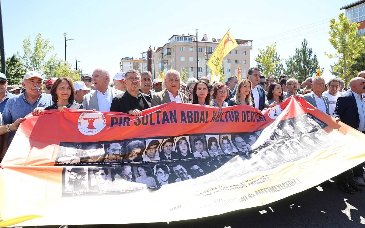 Sivas’ta Madımak Katliamı anması: Unutmayacağız