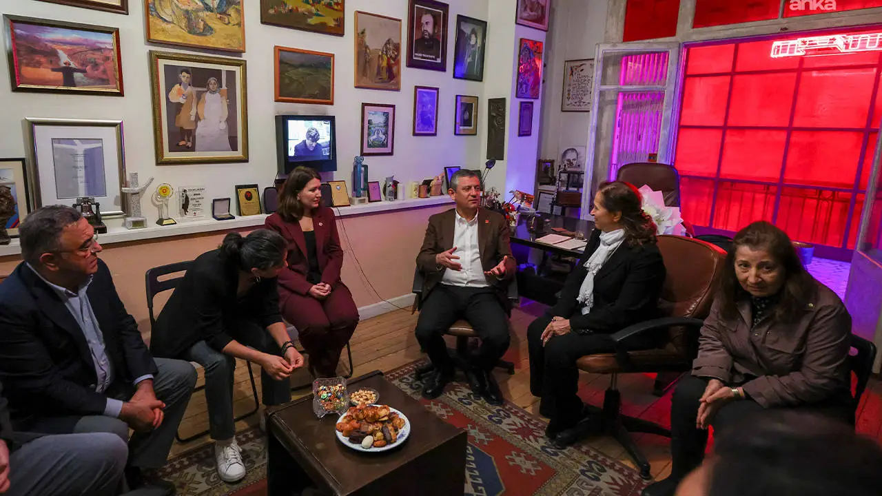 Özgür Özel’den Hrant Dink’in ailesine ziyaret