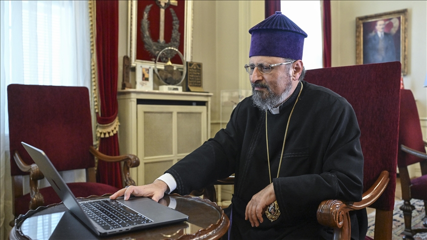 Türkiye Ermenileri Patriği, AA’nın “Yılın Kareleri” oylamasına katıldı