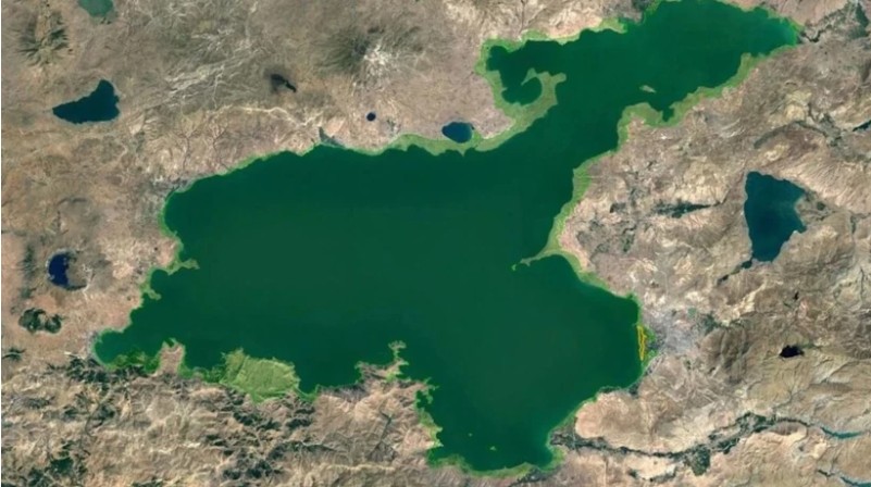 “Van Gölü’nde Çekilmenin Nedeni Kuraklık Değil, Yanlış Su Politikaları”