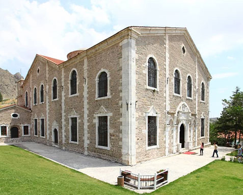 Surp Yerortutyun (Ermeni) Kilisesi 