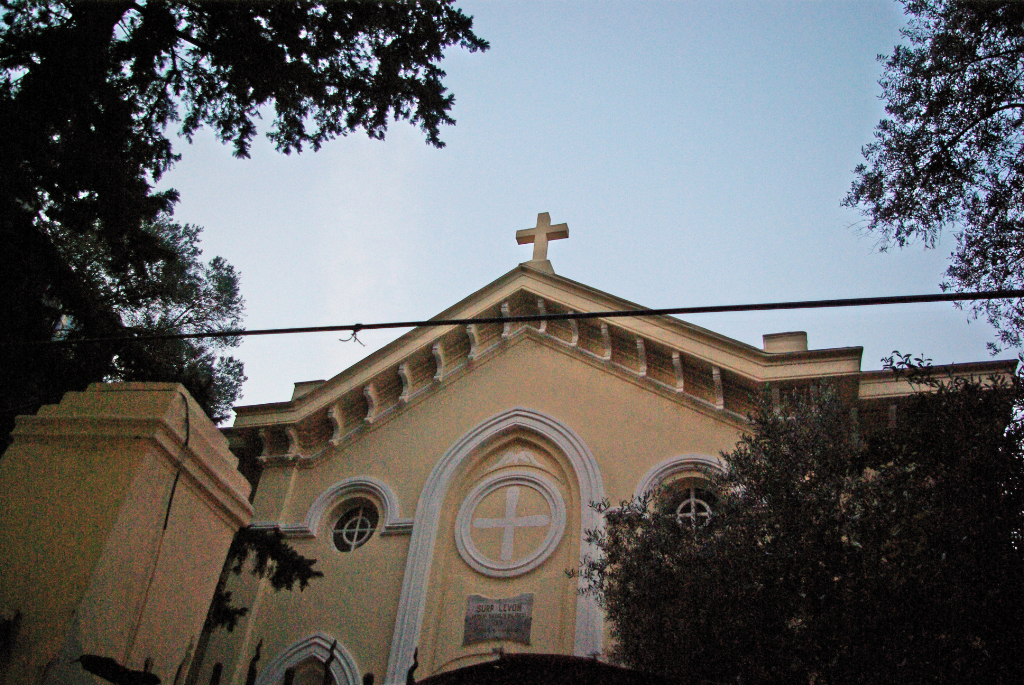 Surp Levon Ermeni Kilisesi