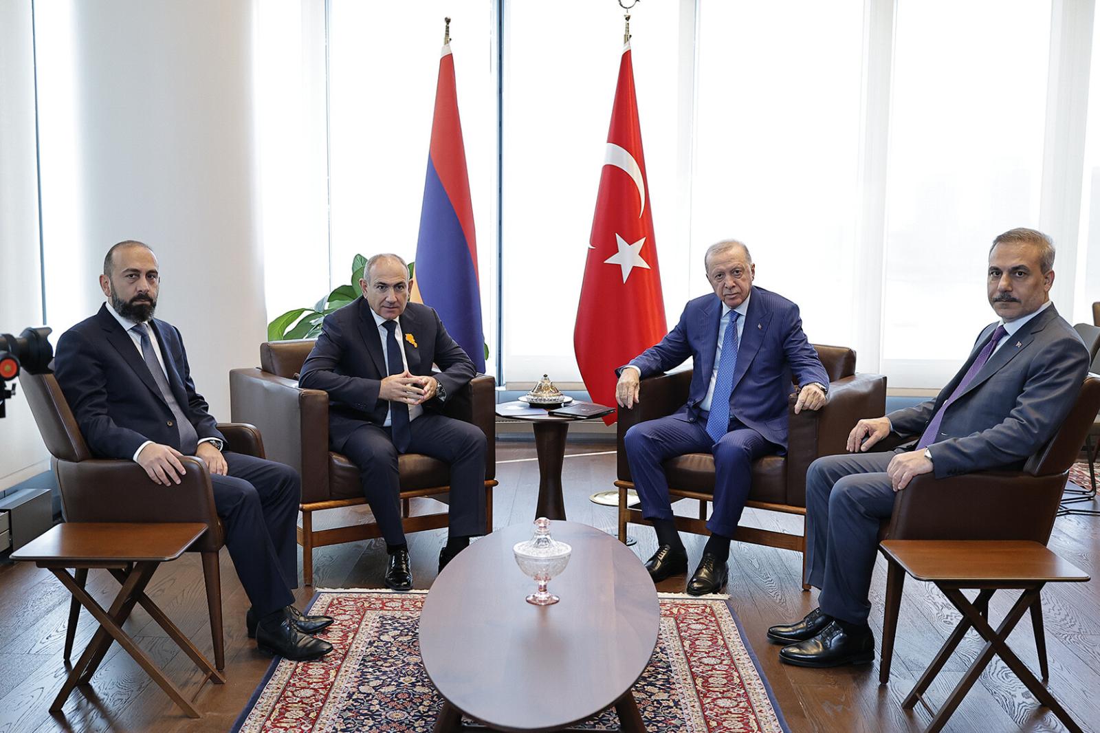 Paşinyan ile Erdoğan New York’ta bir araya geldi