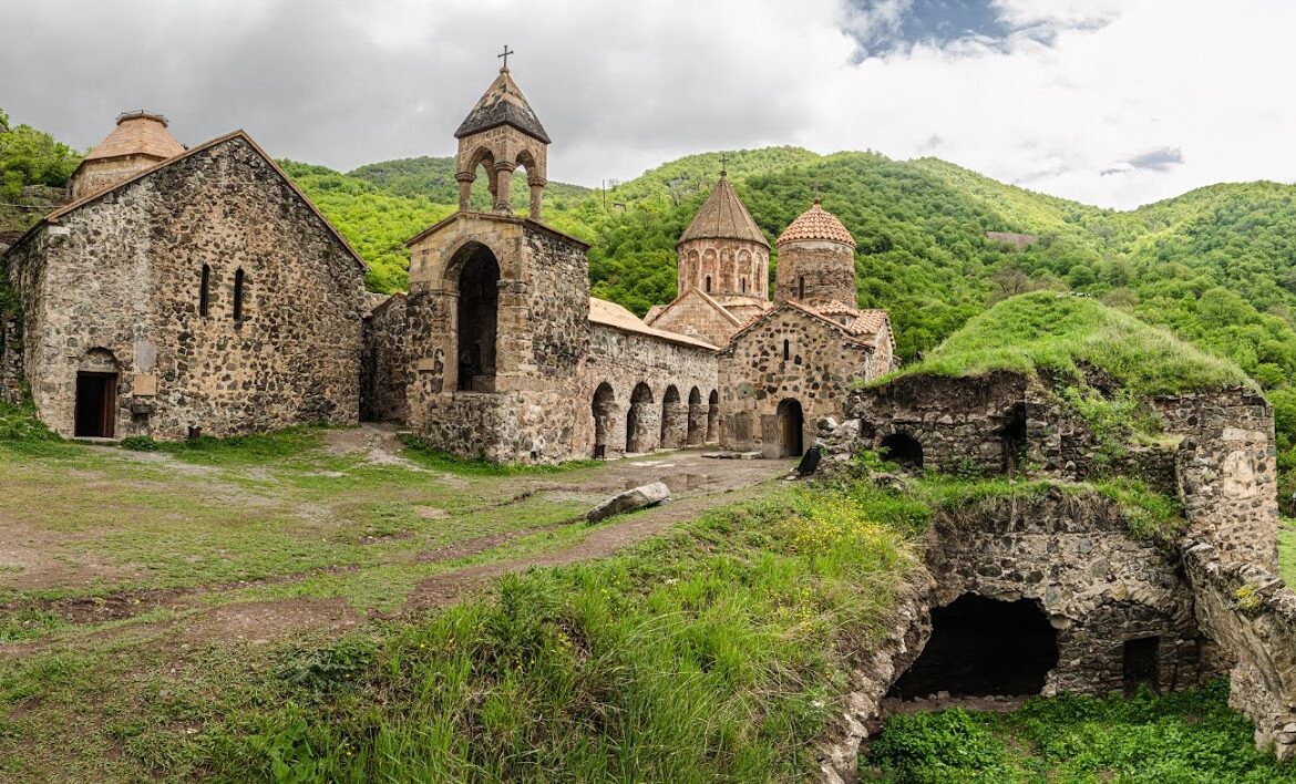 Monument Watch uyarıyor: Azerbaycan, Ermeni manastırları ‘Alban mirası’ olarak tanıtıyor