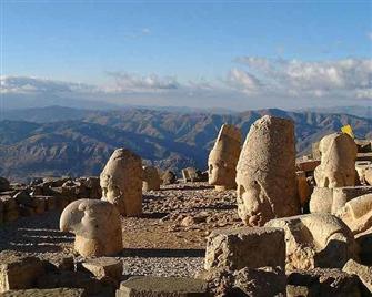 Nemrut heykelleri müzeye taşınıyor