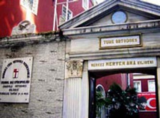 Patrikhane’den üç kilise için dava
