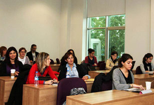 Ermenice dil sınıfları ile köprüler kuruluyor