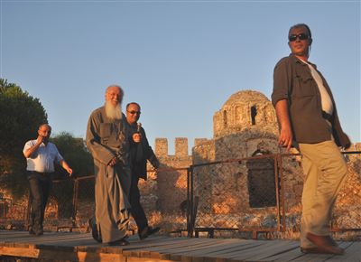 Alanyalı Ruslar ibadetleri için kilise istiyor