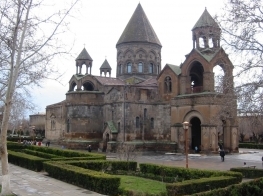 Ermeni Apostolik Kilisesi Çevirmenler Bayramını kutladı