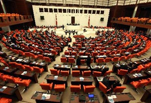 Թուրքիայի խորհրդարանի ռեկորդակիրը վարժ տիրապետում է հայերենին