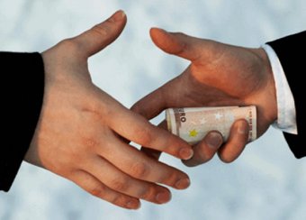 Ֆրանսիայի Սենատում կաշառման առաջին փորձը