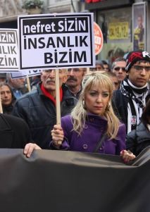 Խոճալուի Ցոյցին Դէմ Մարդասիրական Ցոյց