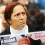 Դինքի կինը թուրք պաշտոնյաների աշխատանքը նմանեցրել է «երեք կապիկների» ծառայությանը