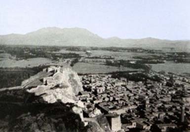 Վանի 1915 թուի ապրիլեան հերոսամարտը