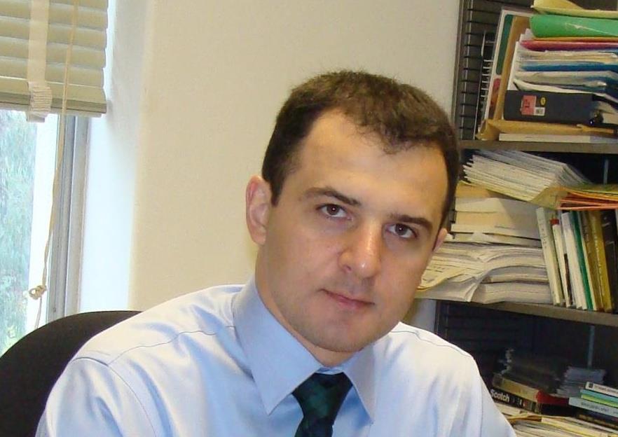 Թուրքիայում իշխող կուսակցության մեջ հայ-թուրքական արձանագրությունների հետ կապված երեք տեսակետ կա. արեւելագետ