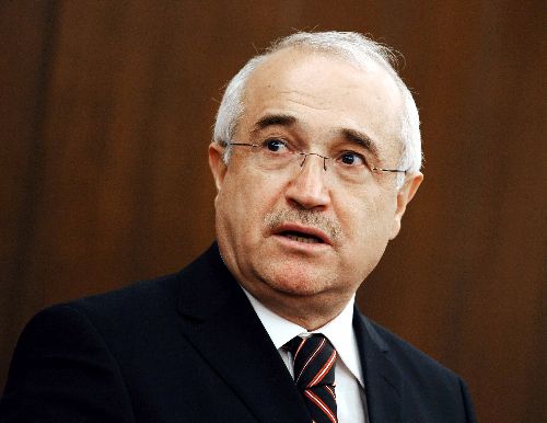 Բոլոր թյուրքերը պետք է ունենան ընդհանուր այբուբեն. Ջեմիլ Չիչեք