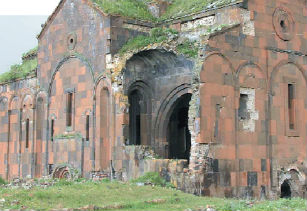 Թուրք հոդվածագիրն առաջարկում է 2015-ին ընդառաջ վերակառուցել Անին և դյուրացնել հայերի մուտքը քաղաք