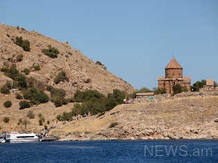 Վանի Աղթամարում հայերը Ցեղասպանությունից 100 տարի անց կնշեն Սուրբ Զատիկը