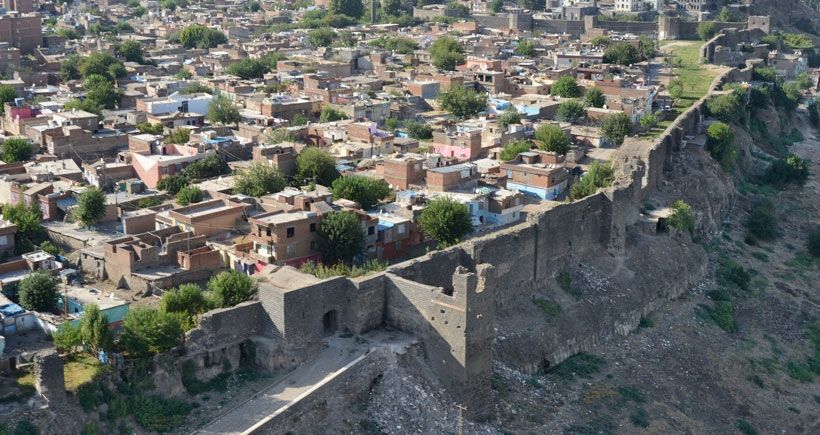 Վնասուած են պատմական Տիգրանակերտի պարիսպները