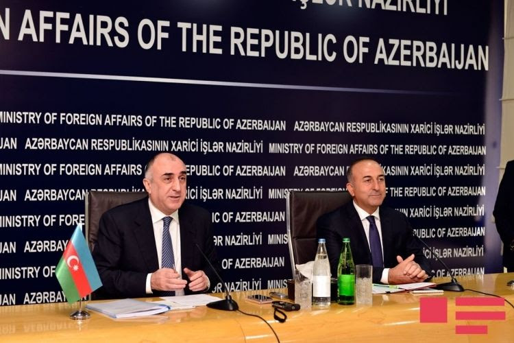 Չաւուշօղլու Պաքուի մէջ քննած է Արցախի հարցը