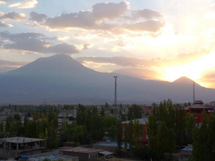 «Արարատը մերն է»