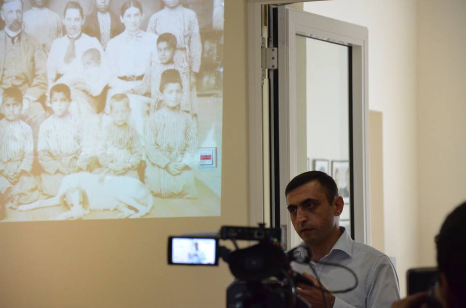 Հայ հեղինակն իր աշխատությամբ պատմում է Ցեղասպանության տարիներին գերմանացի միսիոներների ցուցաբերած աջակցության մասին