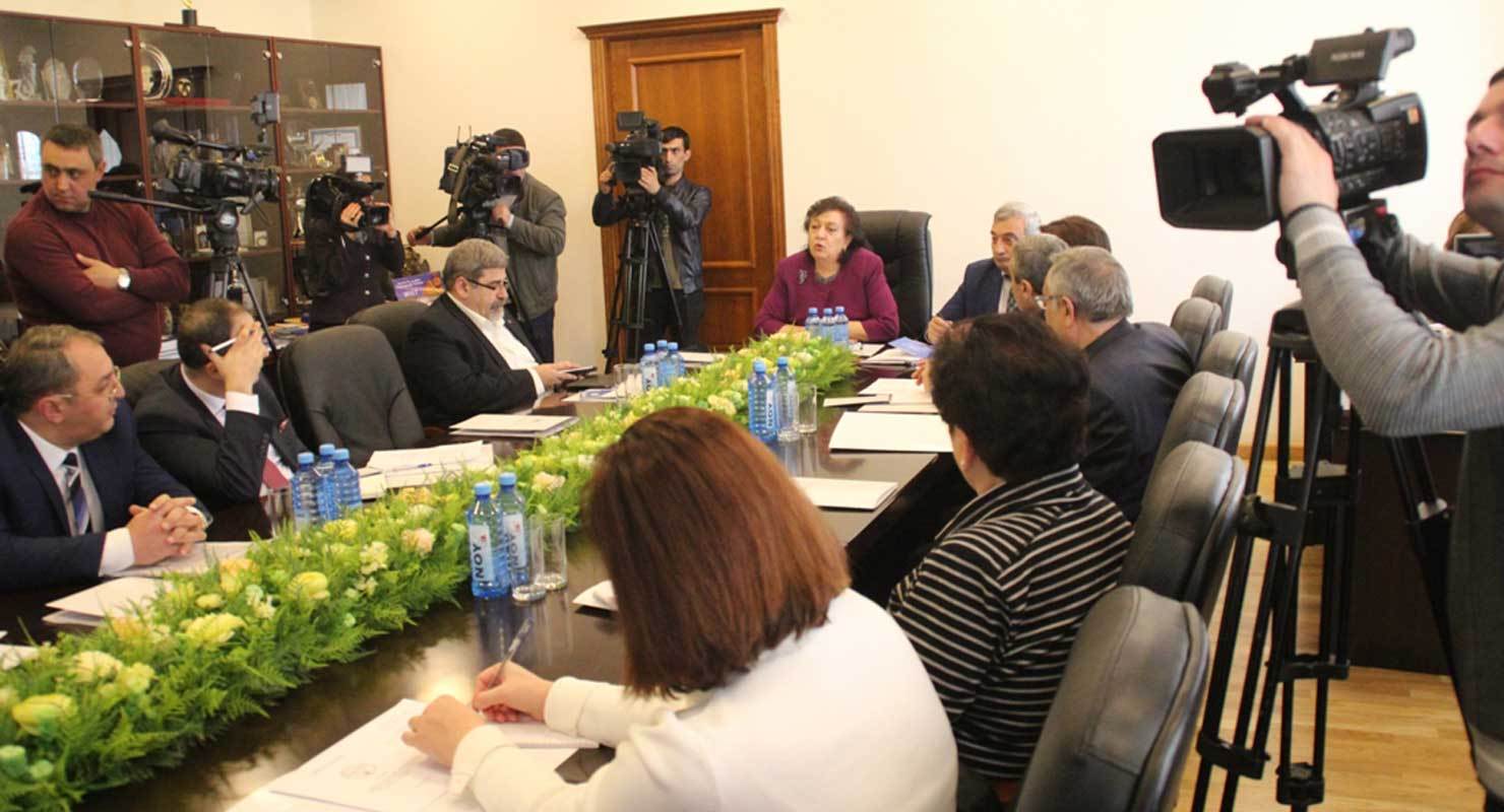 Ցեղասպանութեան նիւթով գիտաժողով` Սփիւռքի նախարարութեան մէջ