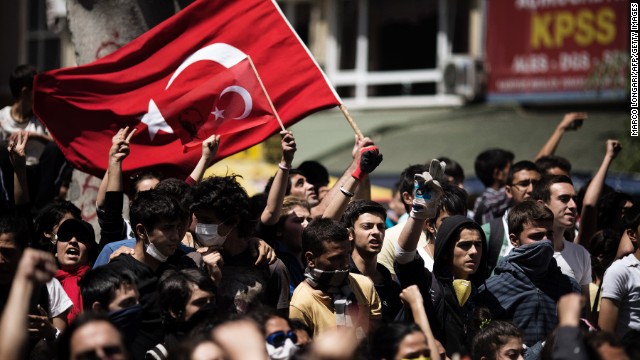 Ովքե՞ր են թուրքերը, և արդյոք ազգային ինքնության ճգնաժամը կբերի՞ քաղաքացիական պատերազմի. The New York Times-ի անդրադարձը