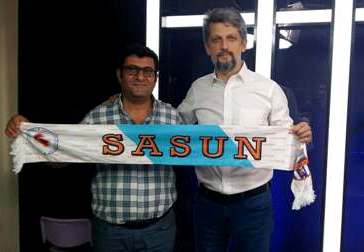 «Ակունքի» հարցազրույցը Թուրքիայի մեջլիսի հայազգի պատգամավոր Կարո Փայլանի հետ