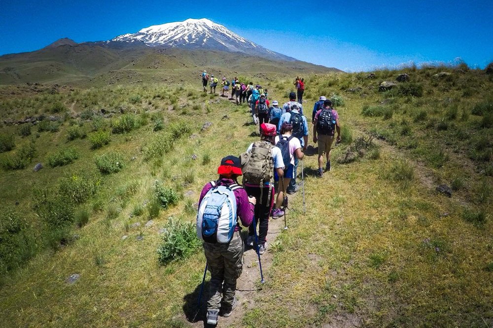 Արարատի գագաթին եռագոյն պարզել կ՛ուզեմ… իրականացած փափաք եւ շօշափելի երազ