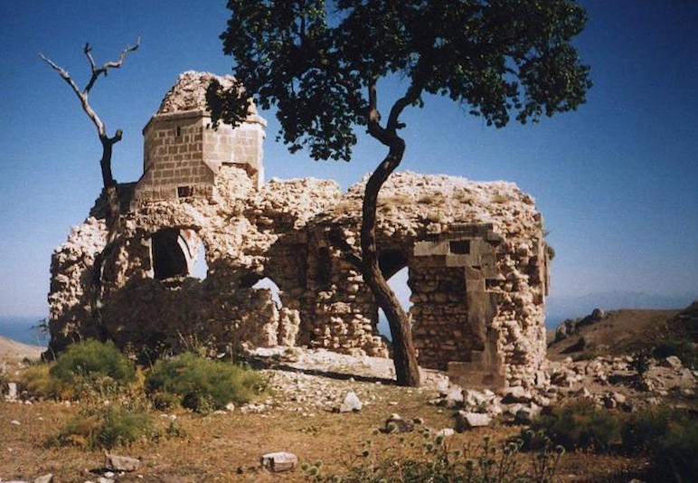1915 թ. առաջ Վանա լճի հյուսիսային մասում գտնված հին հայկական բնակավայր «Ֆըլըստանը»