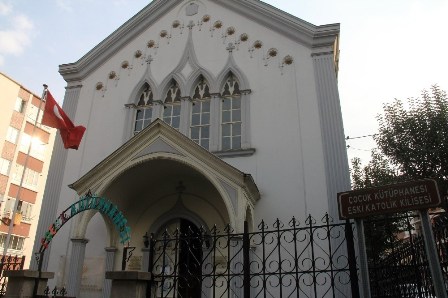 Գիրեսունի (Կերասուն) հույն կաթոլիկ եկեղեցին Թուրքիայում գրադարանի վերածված առաջին սրբատեղիներից մեկն է