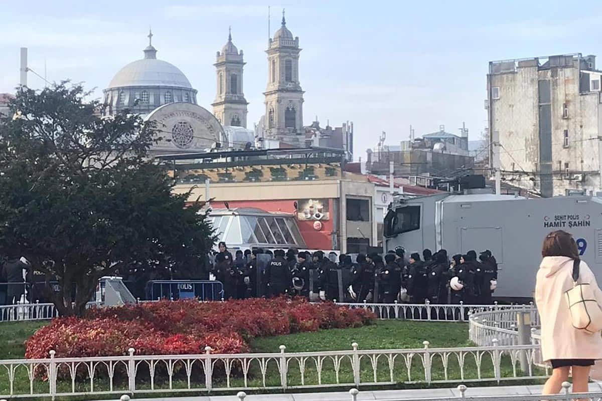 Թուրքիայում ոստիկանությունը քրդամետ կուսակցությանը չի թույլատրում բողոքի երթ կազմակերպել