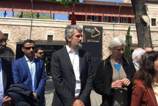 Թուրք ոստիկաններն արգելել են Սուլթանահմեթ հրապարակում Հայոց ցեղասպանության հիշատակի միջոցառման անցկացումը