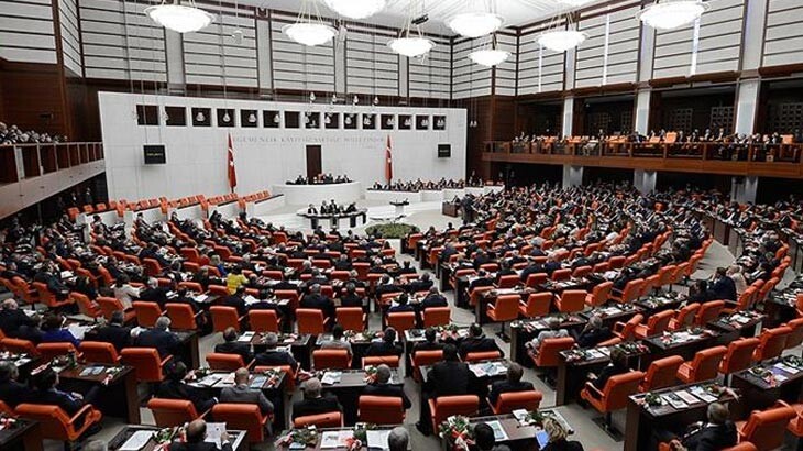 Թուրքիոյ խումբ մը քաղաքացիներ խորհրդարանէն կը պահանջեն հակազդել Հայոց Ցեղասպանութեան բանաձեւերու ընդունման