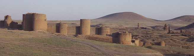 Անի քաղաքի դարպասները կամ դռները