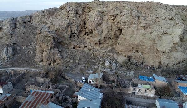 Սեբաստիայի բնակիչները պահանջում են վերականգնել 4600-ամյա հնամենի ժայռափոր կացարանները