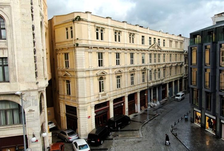 Թուրքիայի մեջլիսի քրդական կուսակցությունը կոչ է անում հայերին վերադարձնել Սանասարյան տունը