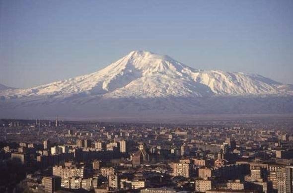 Թուրքական լրատվամիջոցը շփոթել է Երևանի ու Աղրը (Արարատ-Ակունքի խմբ․) քաղաքի համայնապատկերները