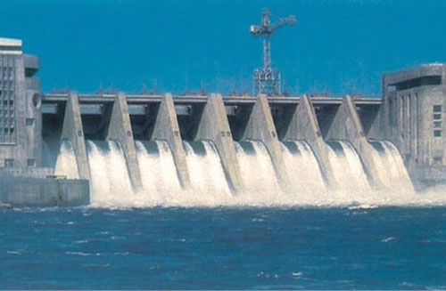 Թուրքիան կը գրաւէ Եփրատի ամբարտակը  եւ միլիոնաւոր սուրիացիներու կեանքին կը սպառնայ