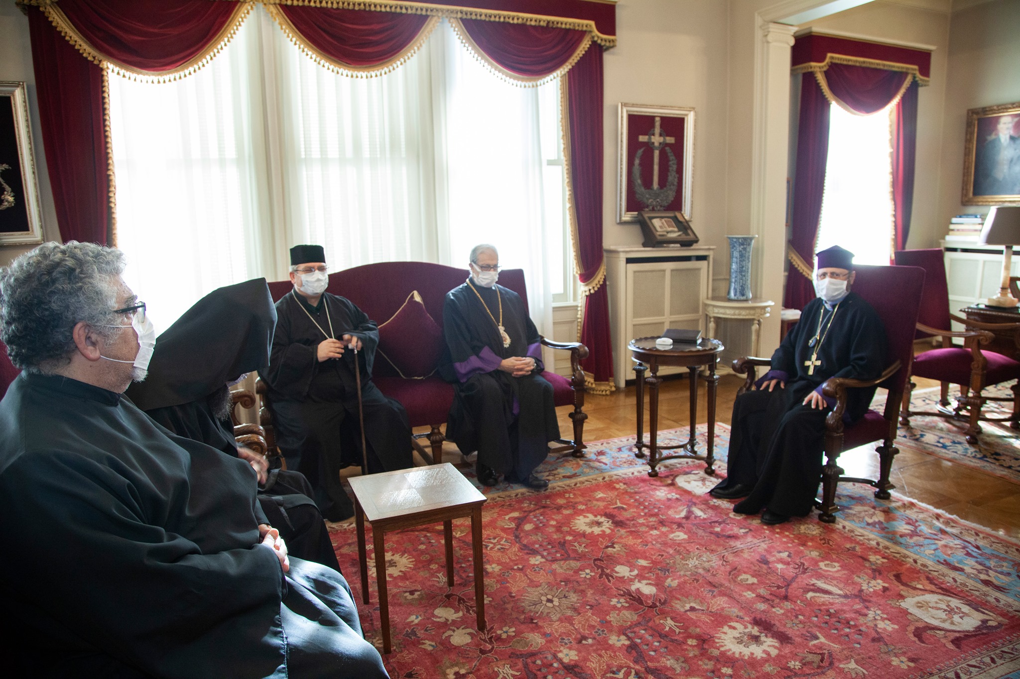 Պատրիարք Հայրը ընդունեց Թուրքիոյ Կաթողիկէ Հայոց Վիճակաւոր Արհ․ Տ․ Լեւոն Արքեպս․ Զեքիեանը