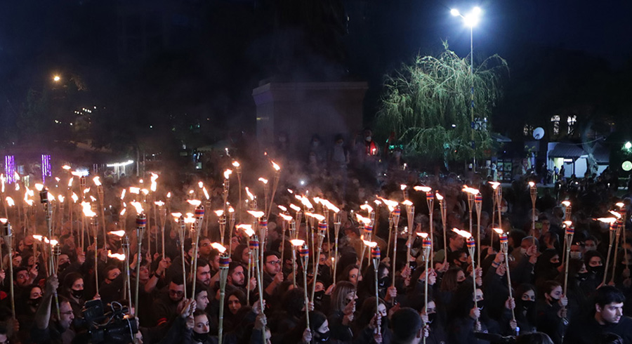 Ասկէ՞ ետք. Ոճիրը կը շարունակուի